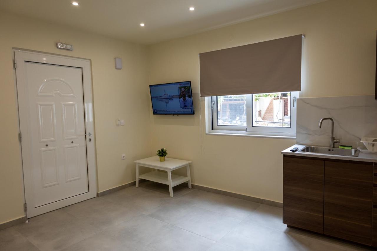 Adriana Apartment Agia Marina  Luaran gambar