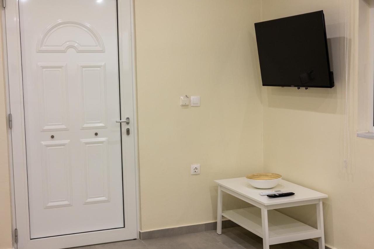 Adriana Apartment Agia Marina  Luaran gambar