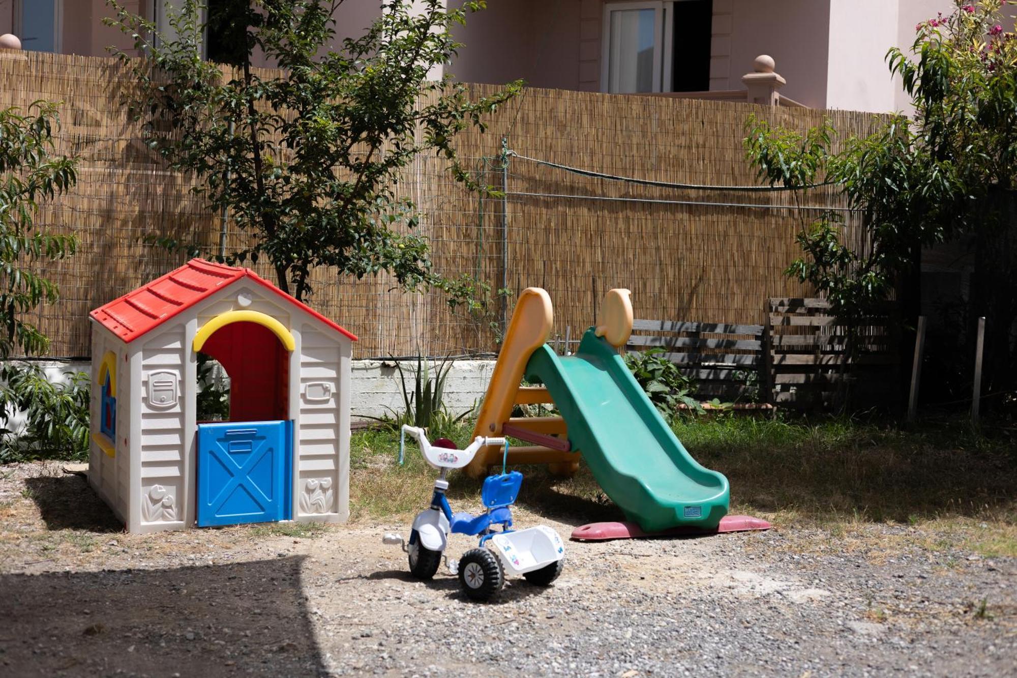 Adriana Apartment Agia Marina  Luaran gambar